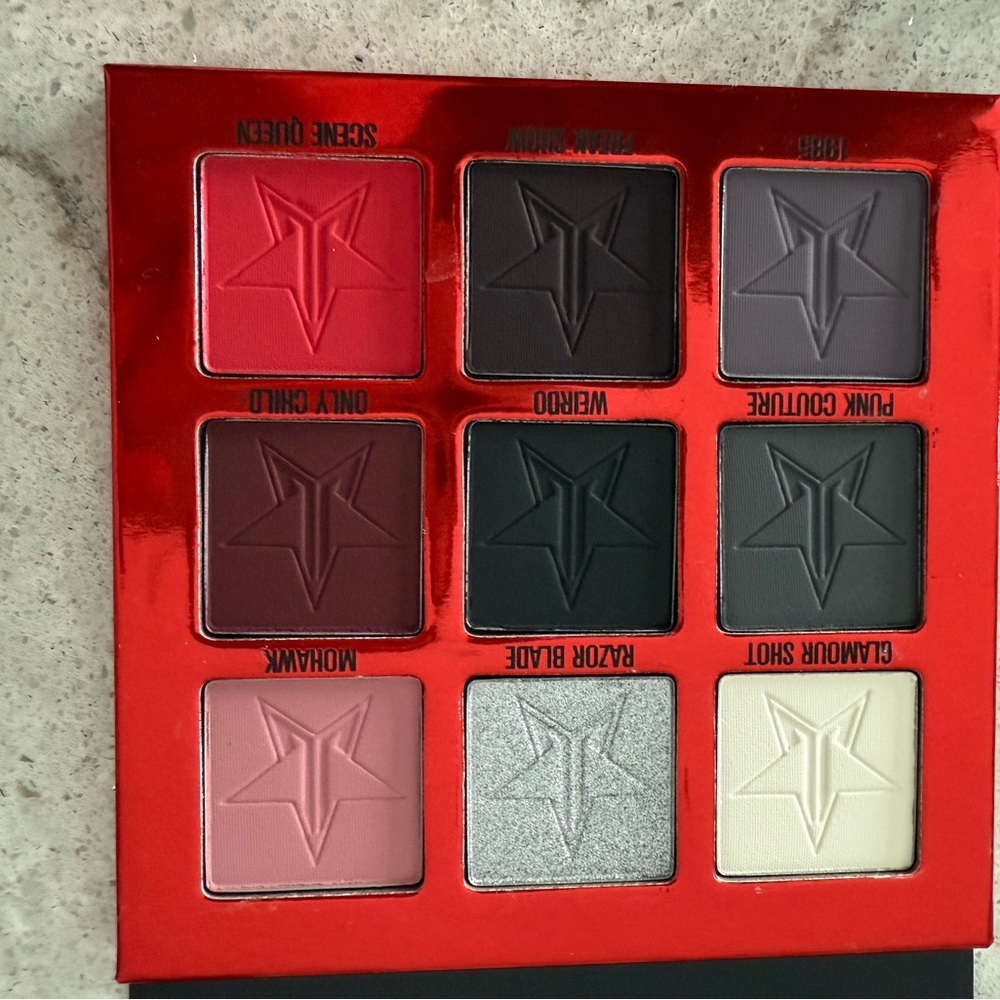 NIB Jeffree Star Mini Eyeshadow Palette - Weirdo - Picture 4 of 4
